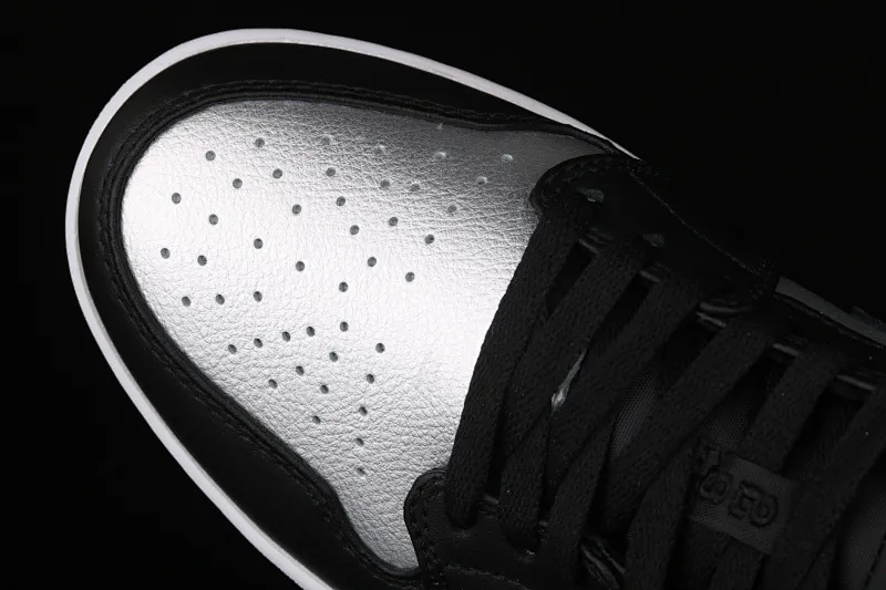 All categories Air Jordan Jordan series basketball shoes Air Jordan 1 Low X version Air Jordan 1 Low AJ1 Joe 1 low top black silver cultural and leisure sports shoes DA5551-001